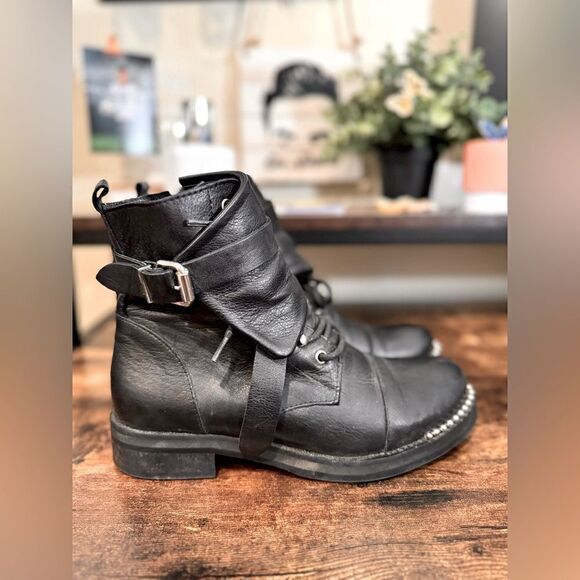 Charles David Black Moto booties size 38.5 - Picture 1 of 16
